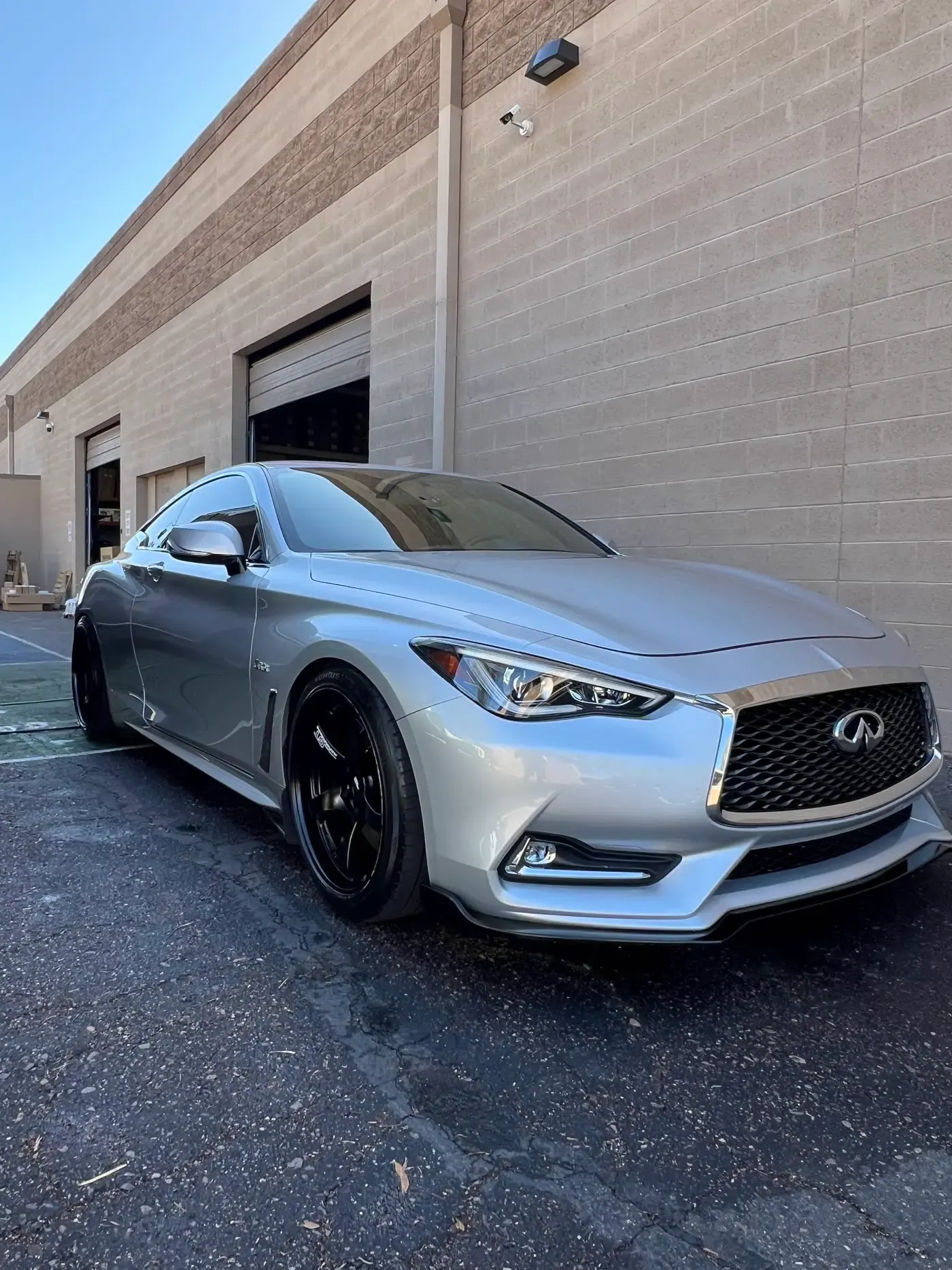 Infiniti Q60